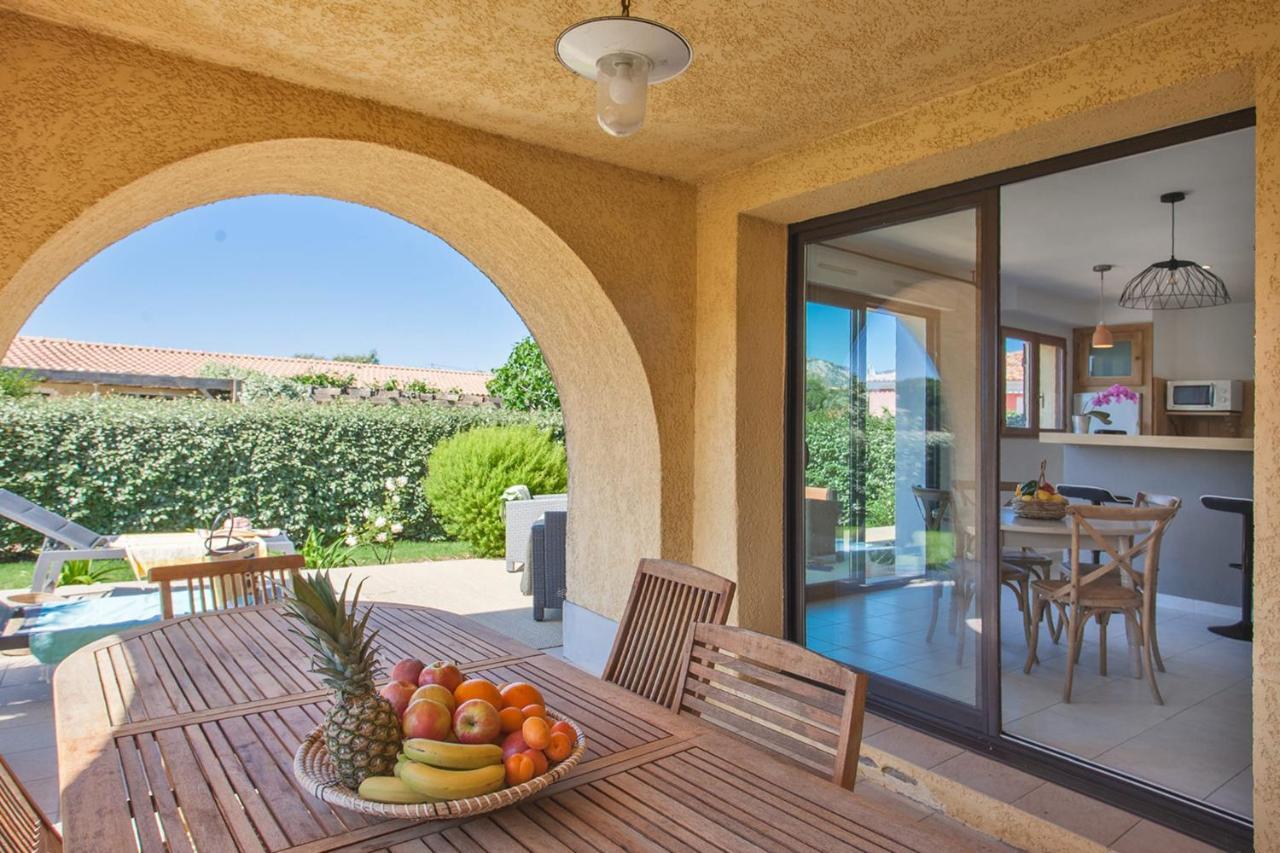 Location De Vacances Olivier Jardin Privatif Et Piscine Chauffee Partagee Calvi (Corsica) Exterior foto